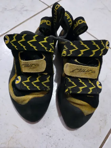 Sapatilha La Esportiva Miura VS