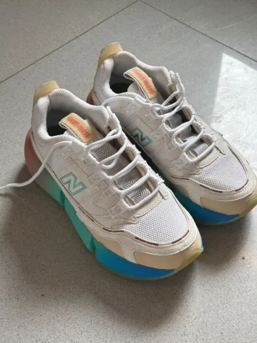 New balance vison racer