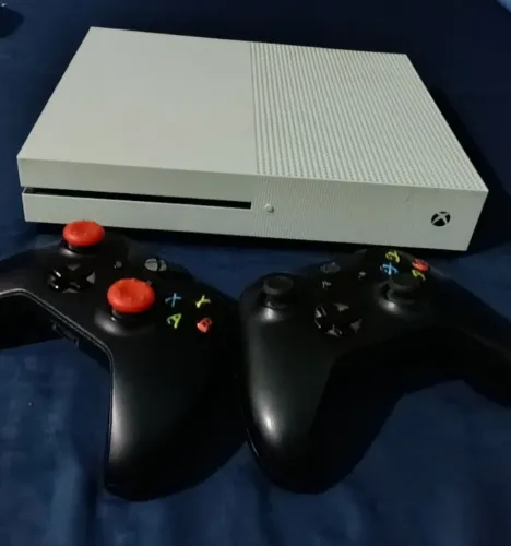 Xbox one s 1tb usado