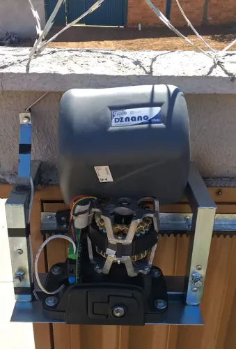 MOTOR PARA PORTÕES PESSADOS, JÁ INSTALADO
