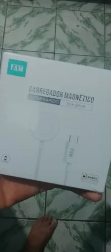 Carregador magnético