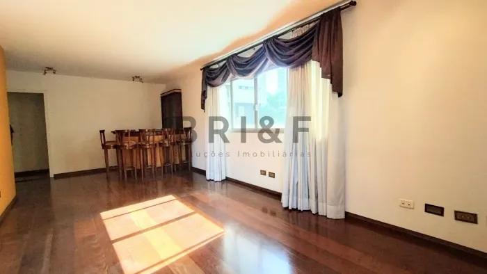 Apartamento para locação com 4 dormitórios 1 suíte 3 vagas 158m2 - Campo Belo - São Paulo