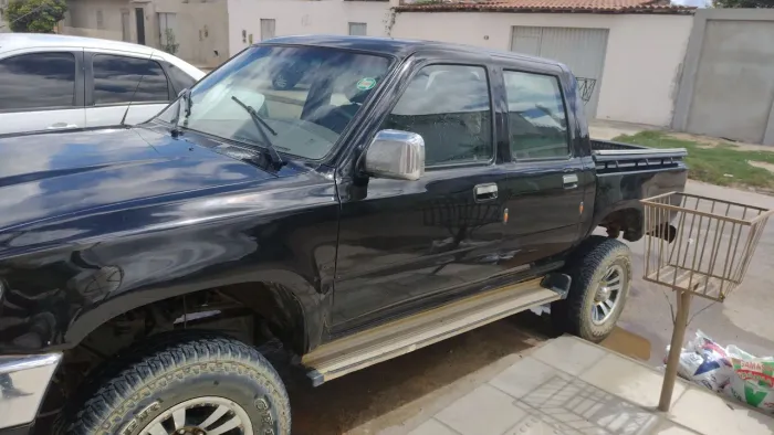 Toyota Hilux CD SR5 4X4 2.8 Diesel 2001