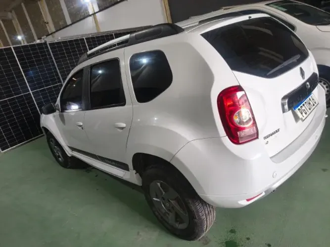 Renault Duster Dynamique 2.0 Hi-flex 16V Aut. 2014