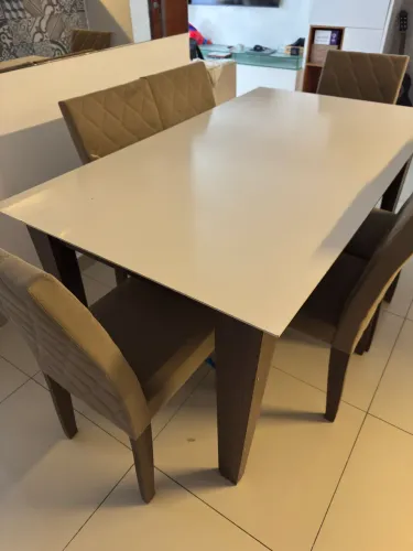 Mesa 6 cadeiras