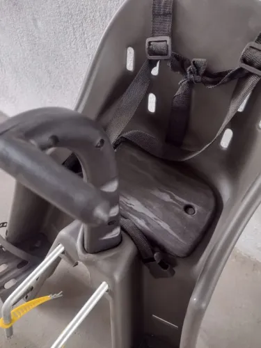 Cadeirinha de bicicleta dianteira