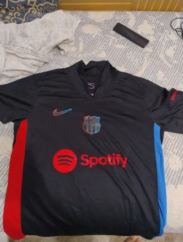 Camisa Barcelona II 24/25 - Torcedor Nike Masculina - Preta TAMANHO M<br>R$229,90 R$189,90