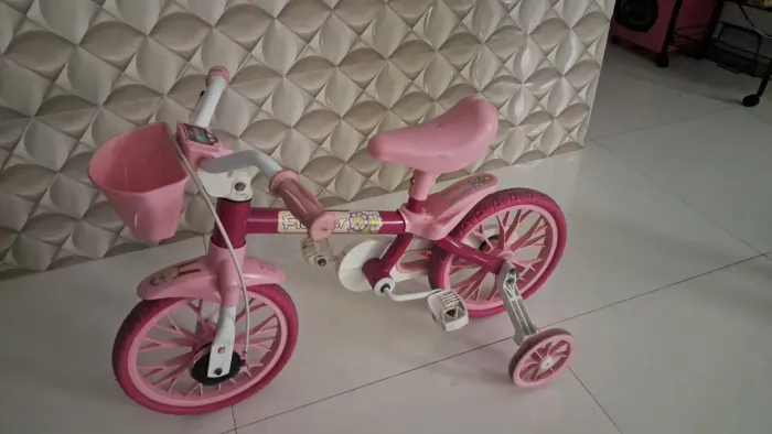 Bicicleta infantil usada