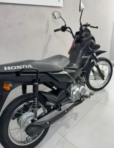 Não troco . Só venda . Sgd querendo passar por compradorr ..