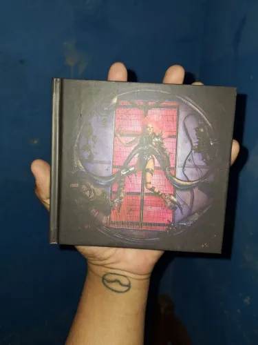 Lady Gaga - Chromatica (Deluxe Hardcover)