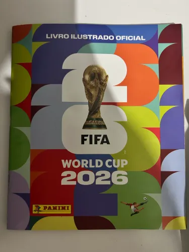 Álbum da copa 2026 completo com quatro figurinhas raras