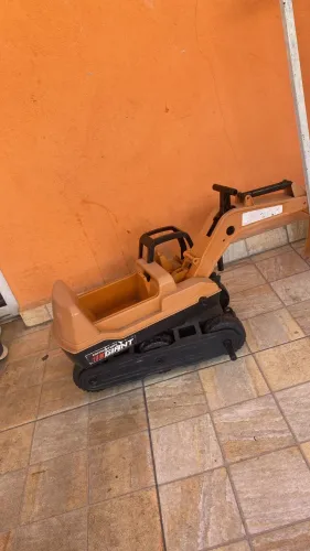 Vendo carrinhos para criança