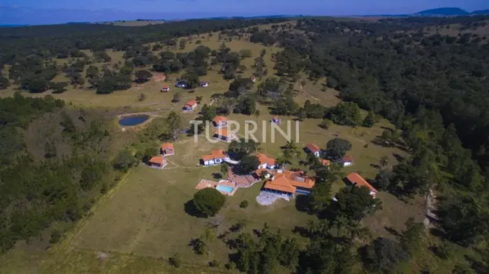 Fazenda para venda localizada em Avaré tendo como divisa represa Jurumirim Avaré-SP