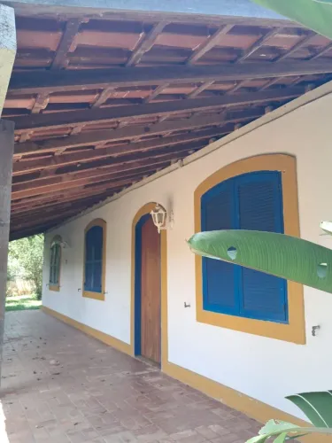 ALUGO CASA EM CONSERVATÓRIA 