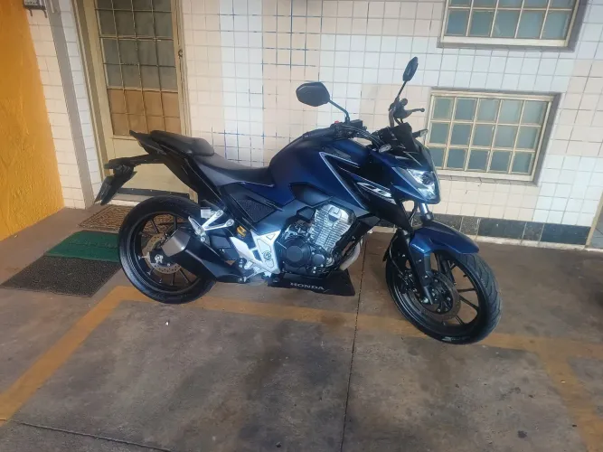CB300 TWISTER 2025 ÚNICO DONO(PARCELA CARTÃO)ÓTIMA TAXA!!