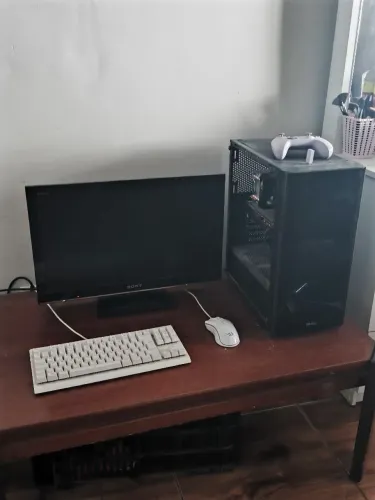 PC Gamer kit upgrade I310105 + RX570 4GB + 8GB RAM + 720GB SSD/ HD 