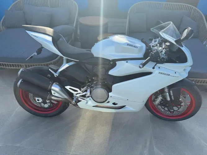 Ducati Panigale 959 2018 - 7.860 km