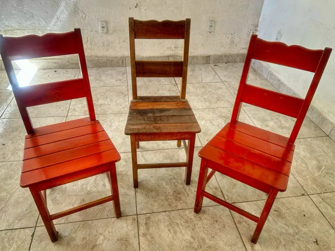 Cadeira de madeira maciça alto padrão - estado de nova - oportunidade