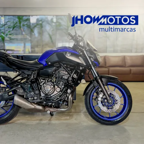 YAMAHA MT 07 IMPECÁVEL