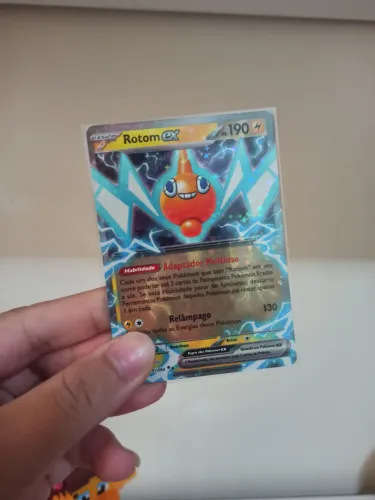 Rotom ex (029/094) da coleção Fogo Fantasmagórico.