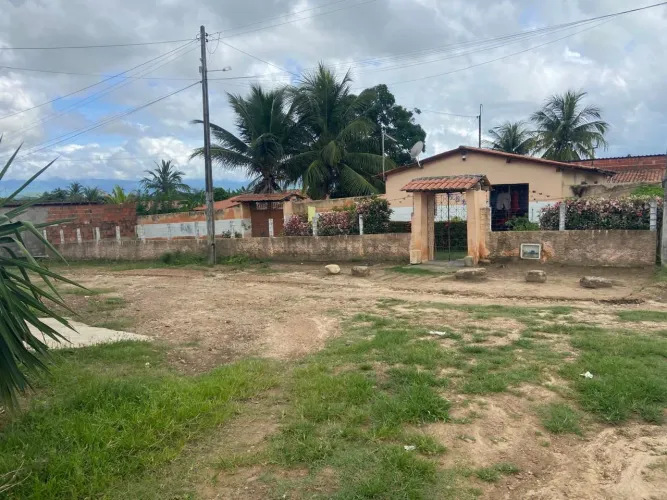 VENDE-SE CASA EM ARACOIABA NO INTERIOR 