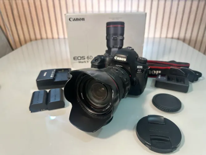 Canon 6D Mark II Full Frame + 24-105mm L + 3 Baterias + Caixa
