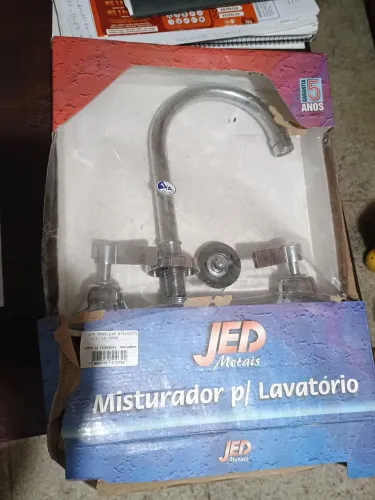 Torneira dupla, misturador 
