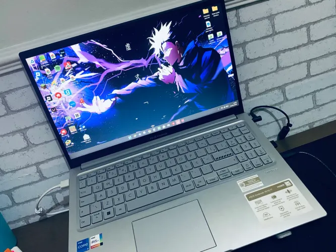 ASUS VivoBook X1504ZA, Intel Core i5-1235U (12ª geração), 8 GB RAM, SSD 512 GB, Windows 11