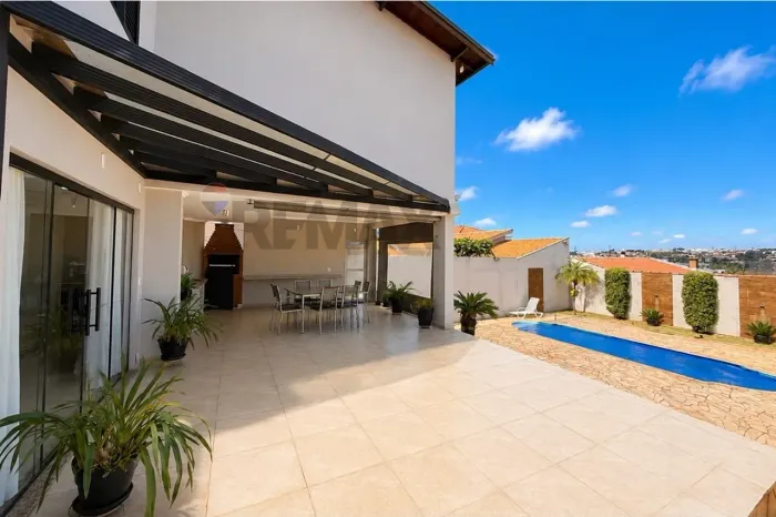 CASA COM 4 DORMITÓRIOS NO JARDIM PARAÍSO