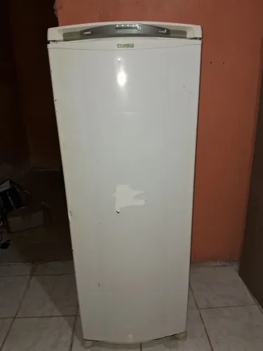 Geladeira funcionando (Leia o anúncio inteiro)