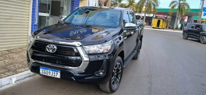 Toyota Hilux CD SRV 4X4 2.8 TDI Diesel Aut. 2022