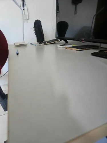 Mesa de escritorio ou Birô para estudos
