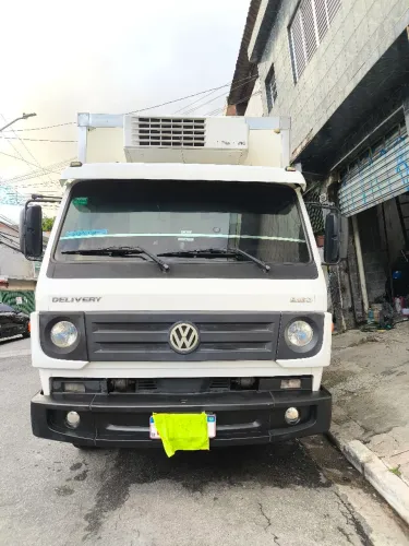 Caminhão Volkswagen 9160 refrigerado