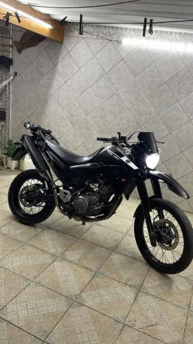 XT660 preta 
