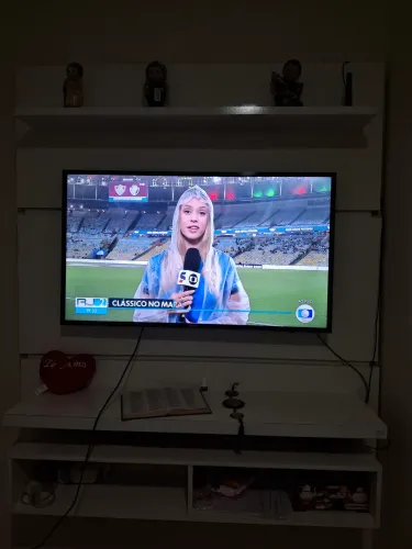 PAINEL DE TV E ACESSORIOS PARA SALA OU QUARTO