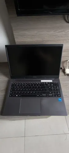 NOTEBOOK SAMSUNG i5 1TB SSD 8GB RAM