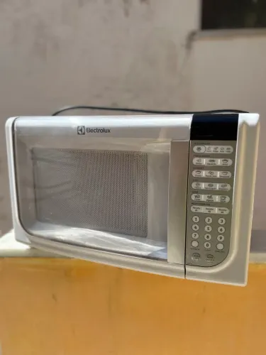 Microondas Eletrolux 32 litros