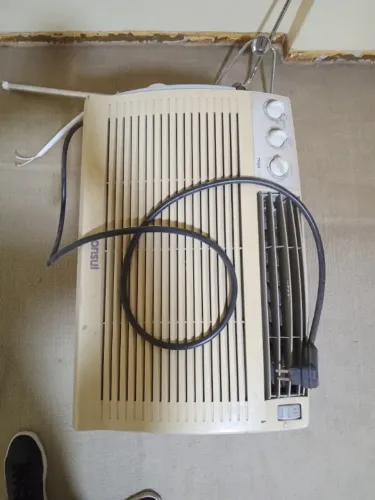 Vendo ar condicionado janela