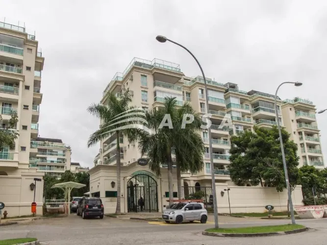 SEU NOVO REFÚGIO DE 03 QUARTOS NO LE PARC- - BARRA DA TIJUCA. COM 203M², 03 QUARTOS, SENDO