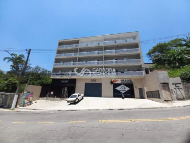 ALUGO SALÃO COMERCIAL COM 110 M², PÉ DIREITO DE 4,00M, COM BANHEIROS, 3 VAGAS DE GARAGEM,
