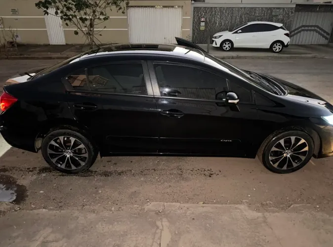 Honda Civic Sedan LXR 2.0 Flexone 16V Aut. 4P 2016