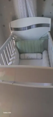 Berço com colchão