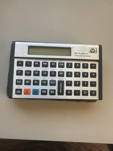 Calculadora HP 12C prata