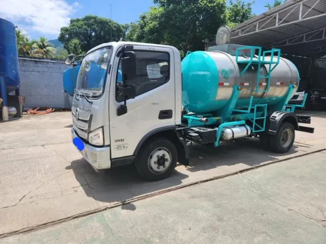 CAMINHAO FOTON TANQUE PIPA INOX 5000 LITROS