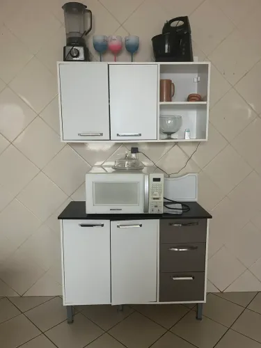 Vendo Jogo de armário, 2 Rack Completo