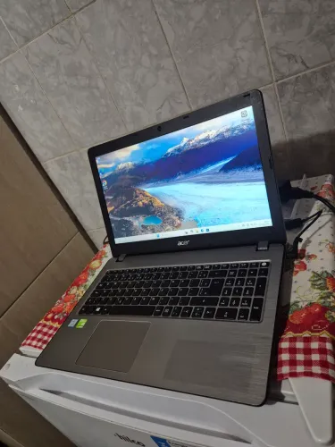 Notebook acer core i7 top com placa de vídeo geforce e com SSD