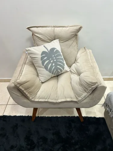Vende poltrona nova 
