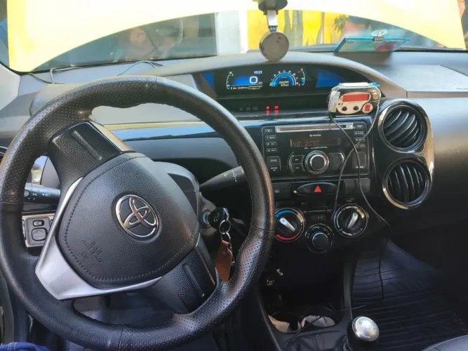 Toyota Etios X Sedan 1.5 Flex 16V 4P Mec. 2017