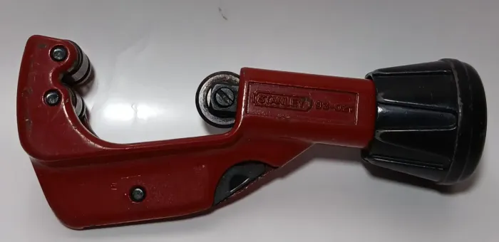 Cortador de Tubos Stanley 93-021 (3-32mm)