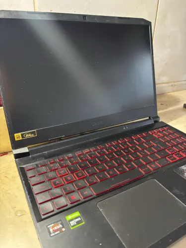 Notebook Acer Nitro 5 Ryzen 5 - Para Reparo ou Retirada de Peças